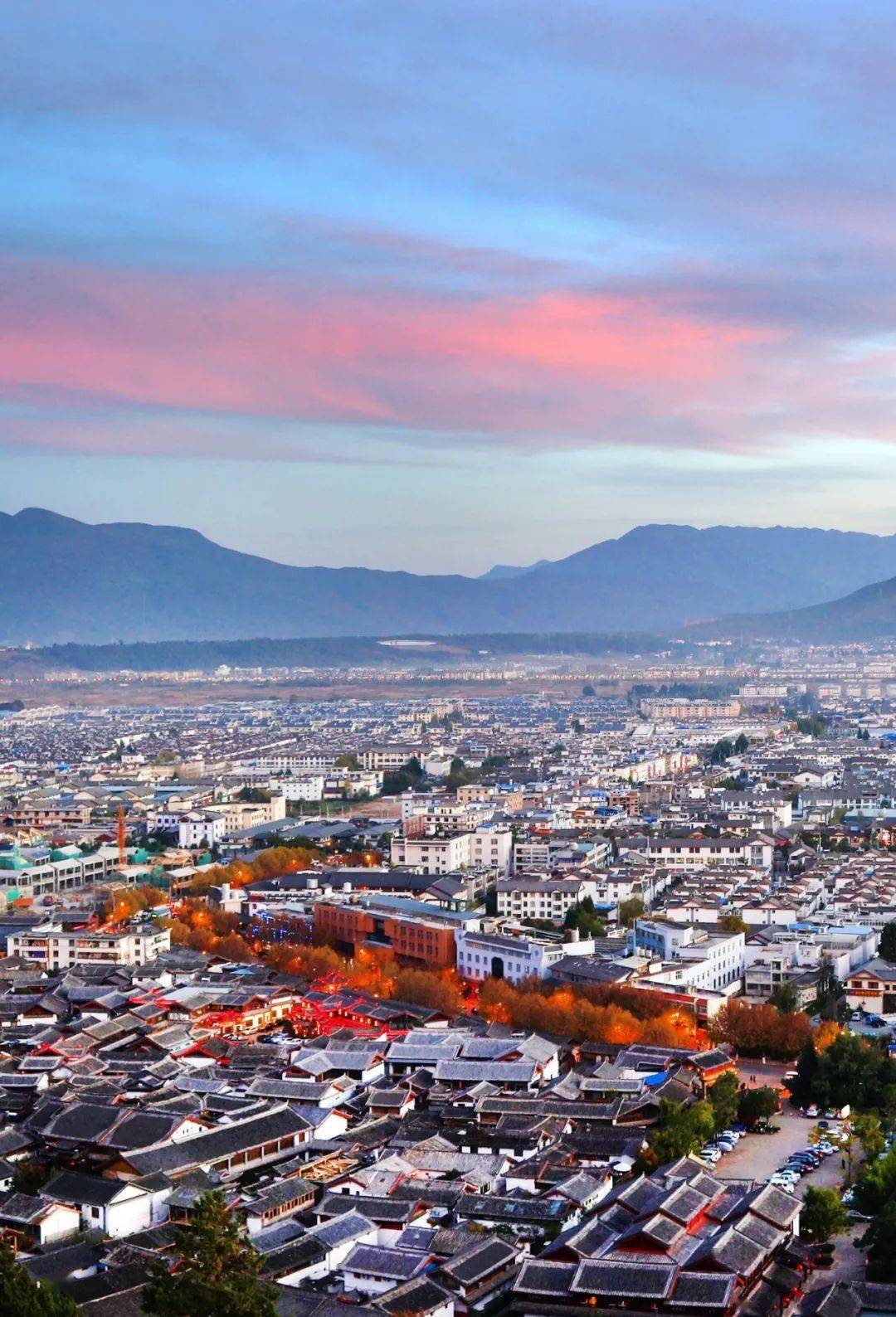 丽江古城,历史悠久,文化灿烂的名城!_海拔_雪山_长江
