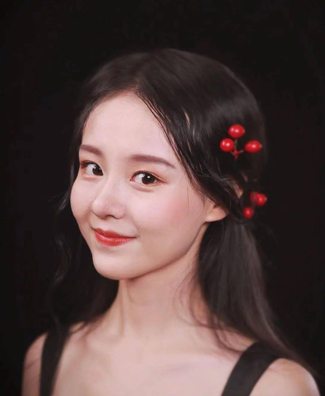 预约观看 |黑白键上的对话——赵聆师生音乐会_钢琴_教学_作品