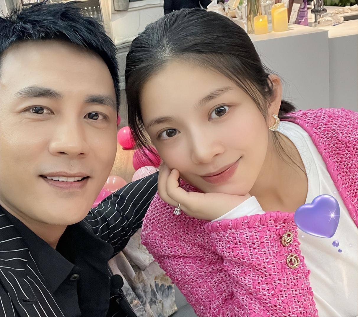 杜淳:婚前绯闻不断,40岁娶圈外人终获幸福,一家三口甜蜜幸福_杜志国