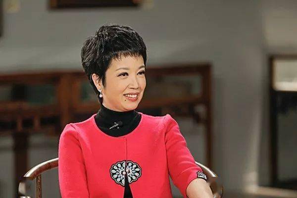 回顾】慈孝映得夕阳红——记中央电视台主持人黄薇_父亲_时候_节目