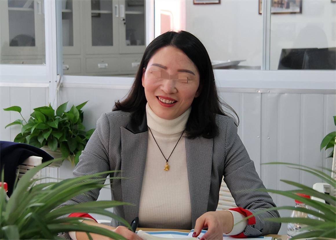 四川“第一美女校长”的毁灭史,她曾犯下的错,比你想象的更严重_童敏_信任_投资
