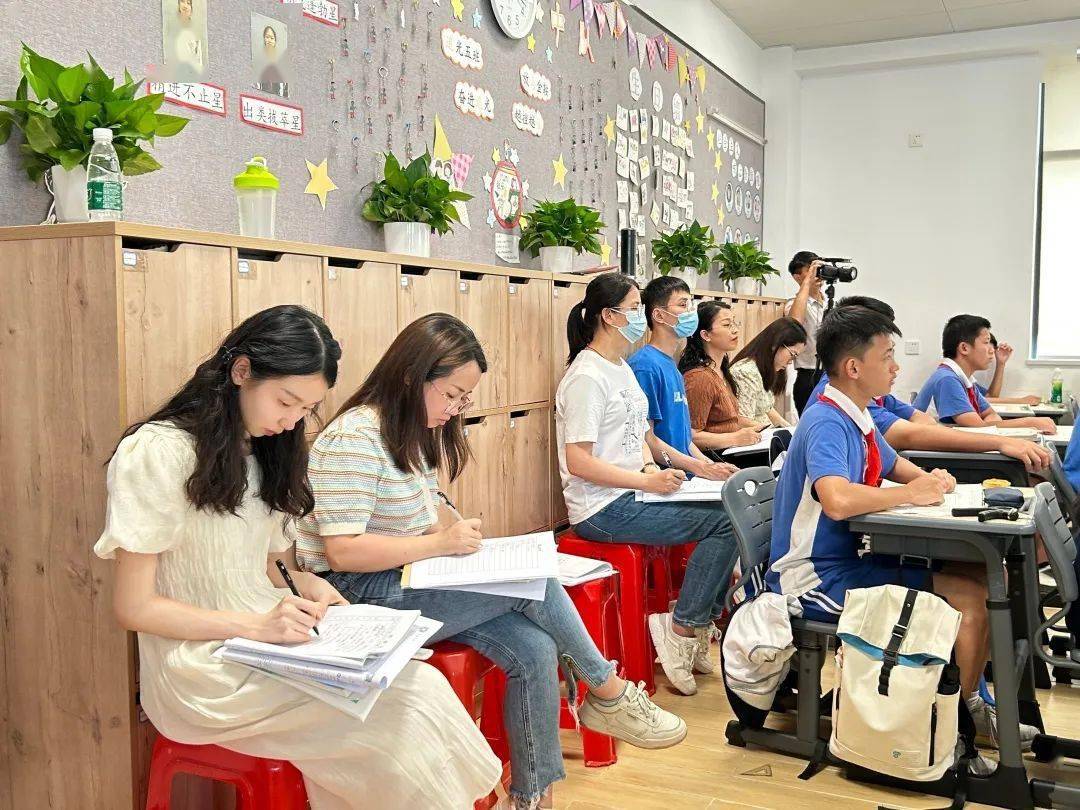 品"不平之音",悟"不平之气"——玉律学校语文学