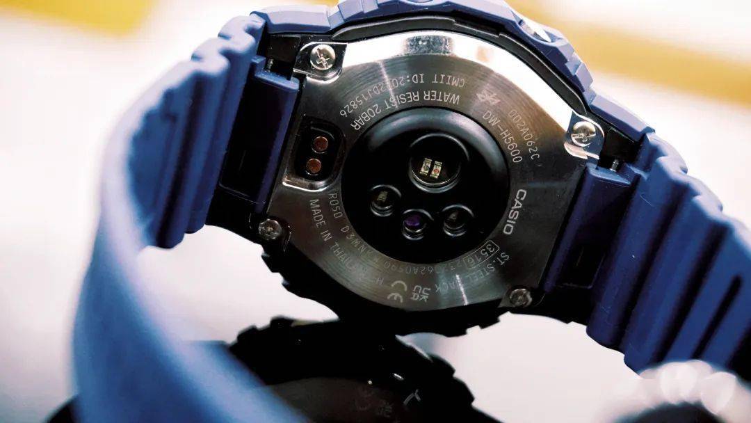 而它的新功能更显彪悍_卡西欧_经典_机芯