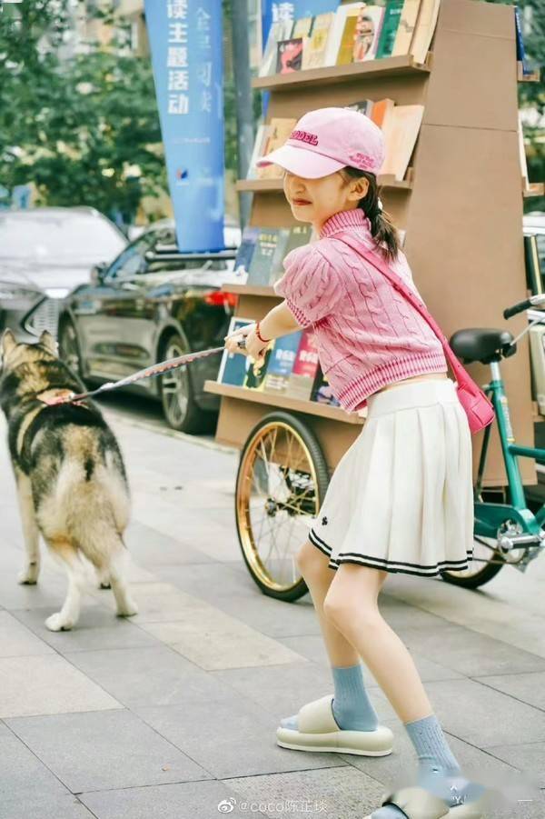 11岁的她现在长这样?_陈芷琰_生活_周迅