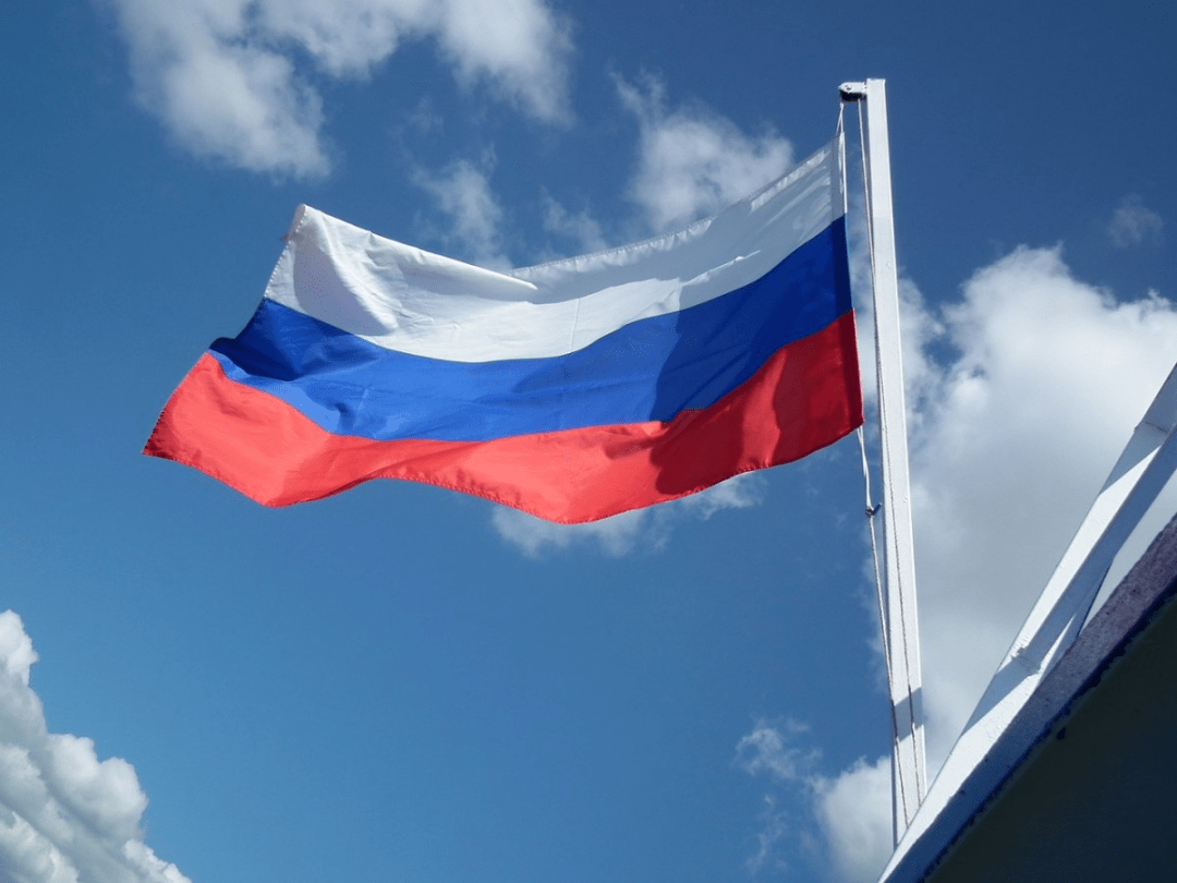 荷兰,俄罗斯的国旗,为什么高度相似?