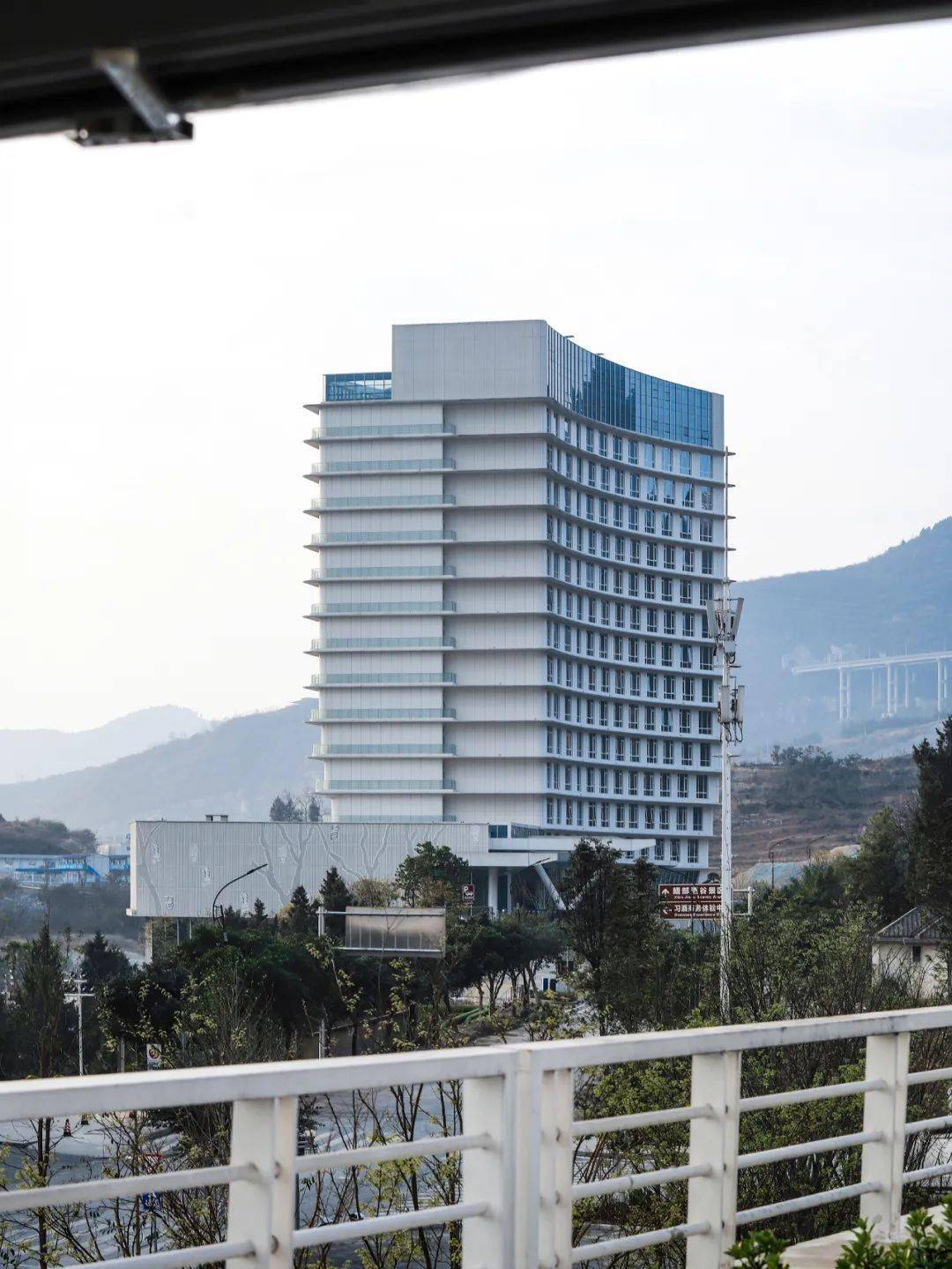 建筑方案设计趋势与策略探索