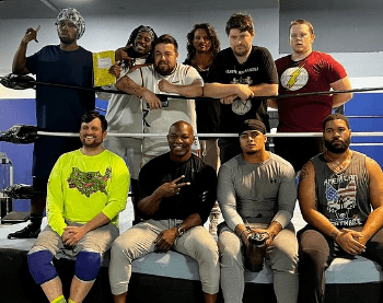 萨摩亚家族成员发誓要成为wwe头号人物!