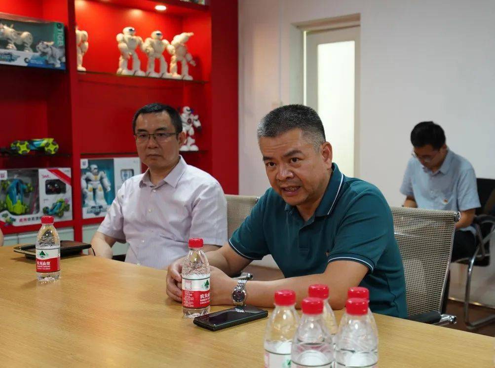 高质量发展 | 王楚彬深入企业开展调研活动 倾听企业