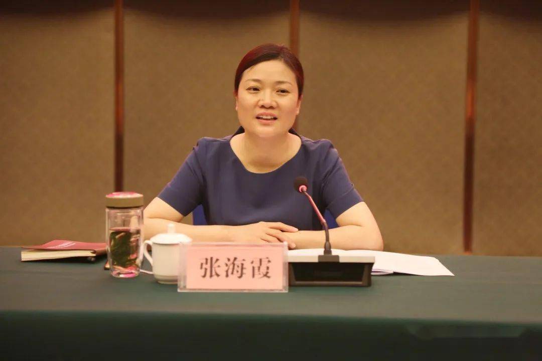 会议首先传达了襄阳市党外知识分子服务地方发展供需对接机制推进会