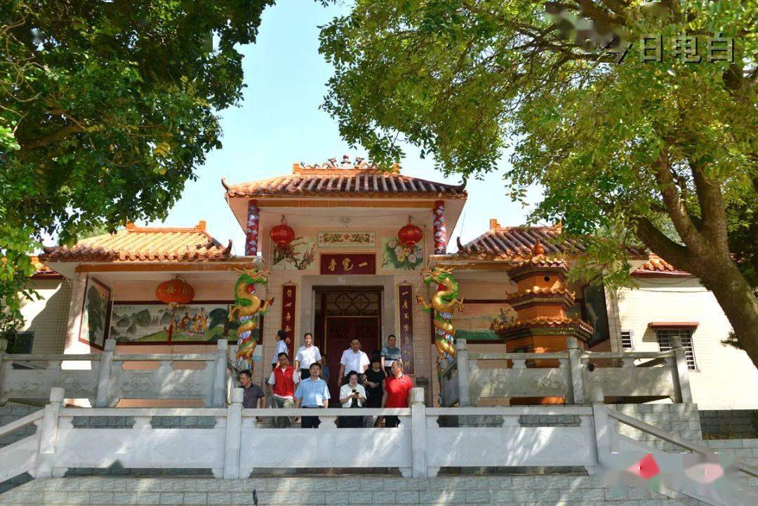 6月2日,电白区委常委,宣传部部长罗亮带队到沙院镇调研葵园国学文化