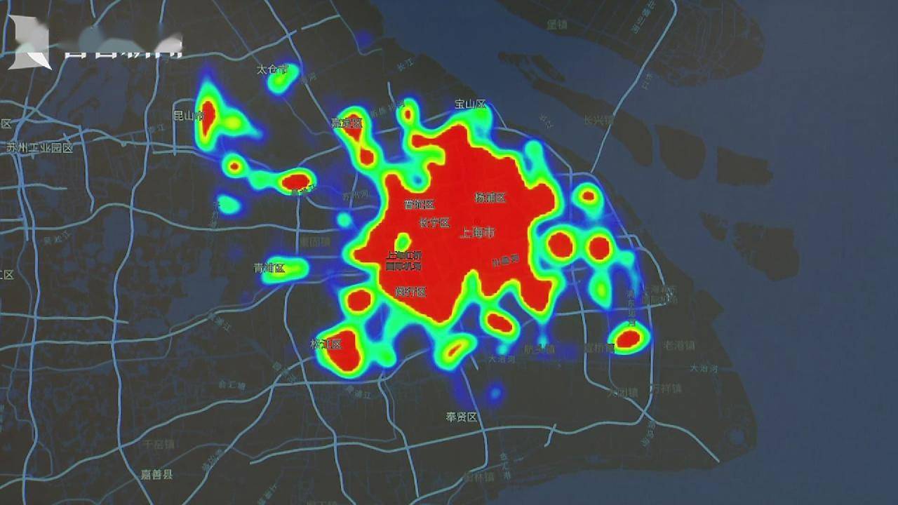 晚上六点,城市夜空点亮,美团数字大屏上的消费热力图,全线飘红.