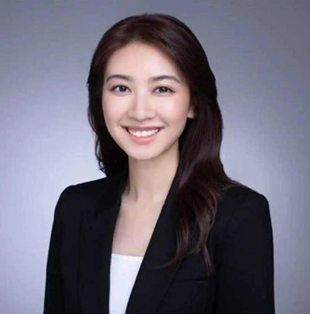 女星转行当律师被法官骂,放下包袱称:只是小事,没时间再拍戏_朱千雪