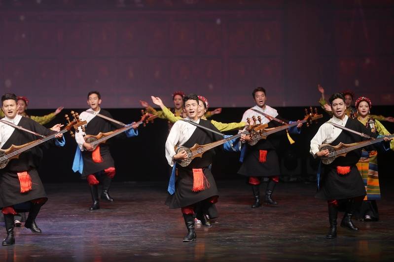 上海援藏干部帮助雪域高原非遗走向全世界_堆谐_拉孜_演出