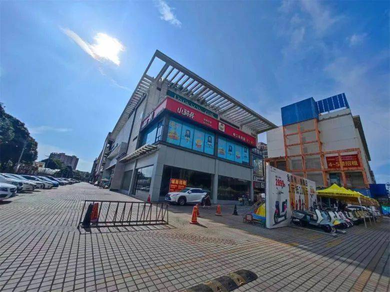 钦州老商业巨头赛格有大动作,内部正在装修……_赛格广场_网友_百盛