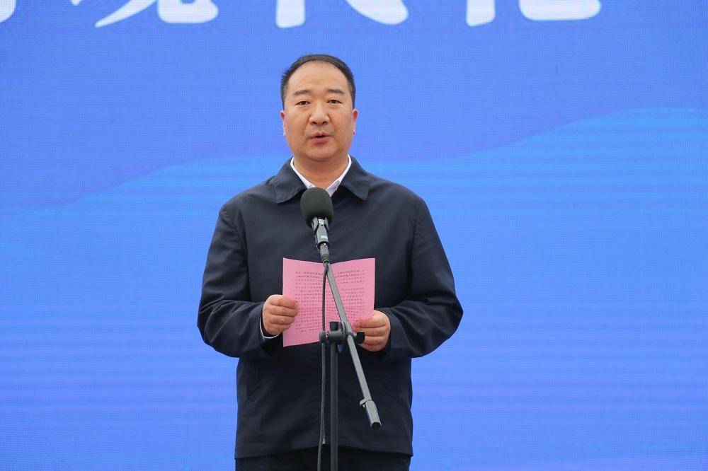 局长吴辉致辞,他表示,近年来,汉中市委,市政府锚定"绿色循环·汉风