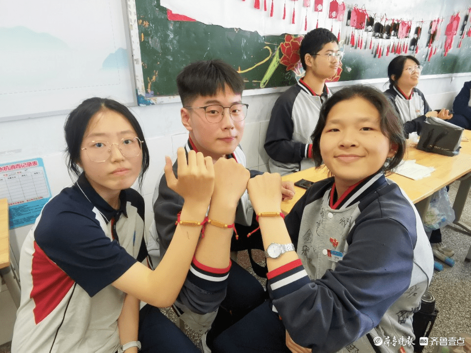 一举高"粽",幸运手链……德州一中一毕业班仪式感满满_侯志强_祝福