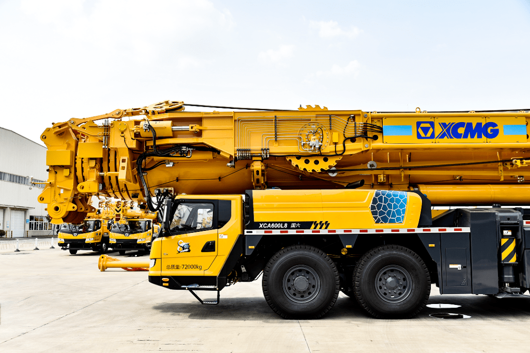 产品| 徐工xca600l8:八节臂96.