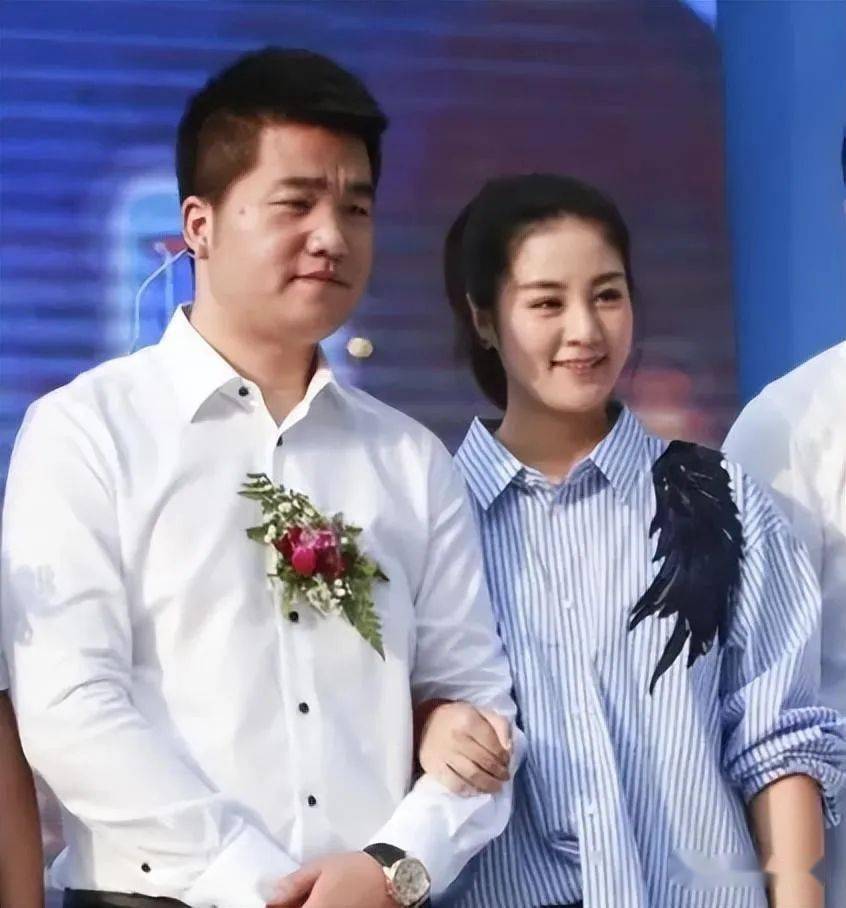 "王小蒙"毕畅,就这样改写了她的结局,老公被判14年_赵本山_王亚彬