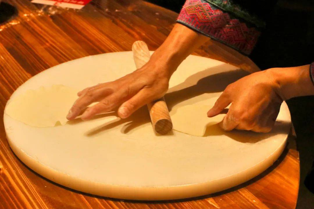 舌尖上的乡村| "非遗"新吃:油茶灌汤包_味道_恭城_杨子莹