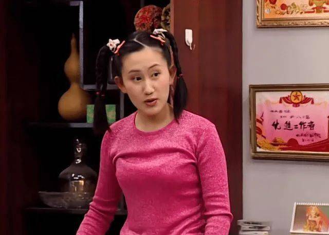 与梅艳芳分手,娶了《东北一家人》里的女笑星,赵文卓啥眼光?