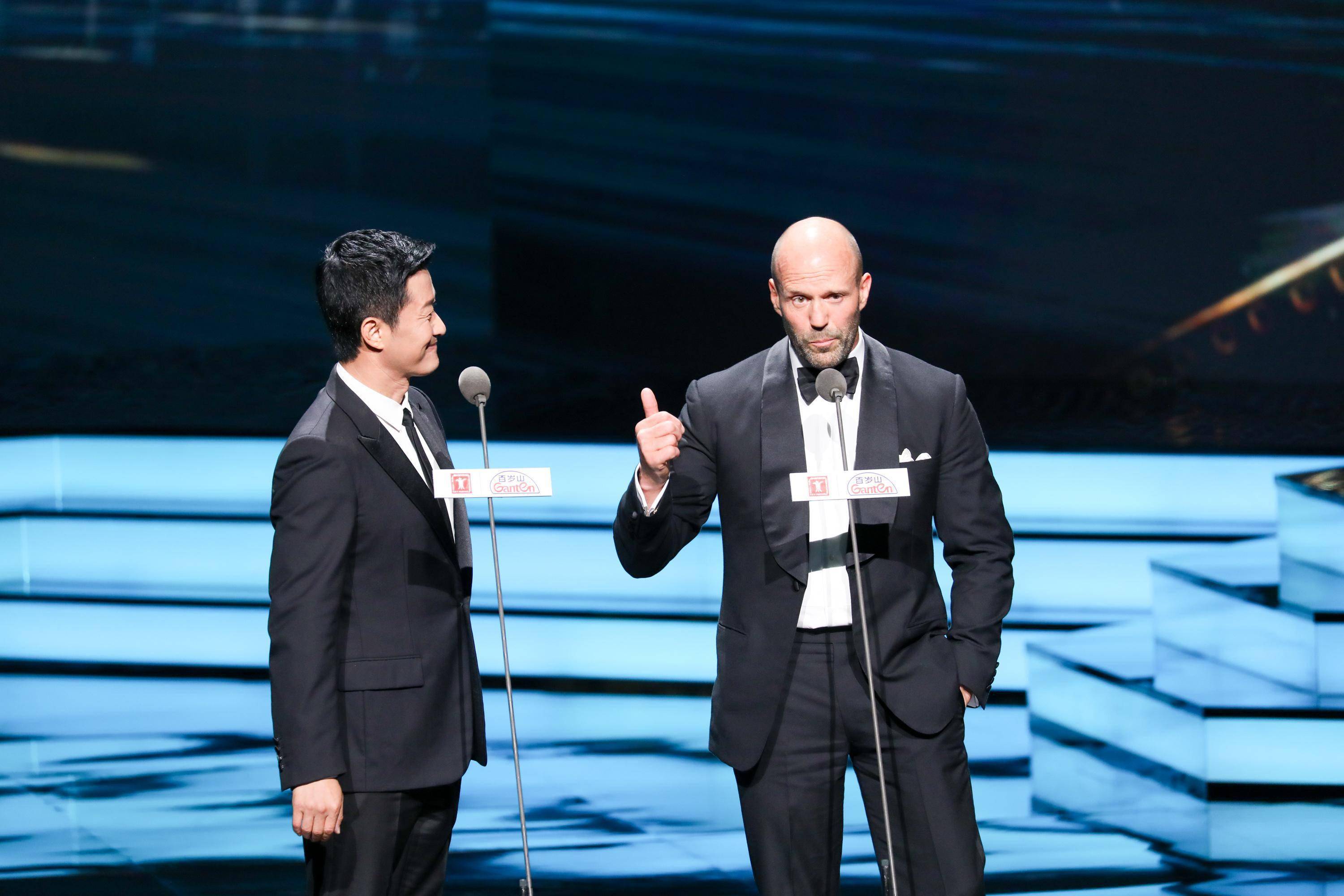 上海国际电影节金爵盛典今晚举行_中国_周润发_新人