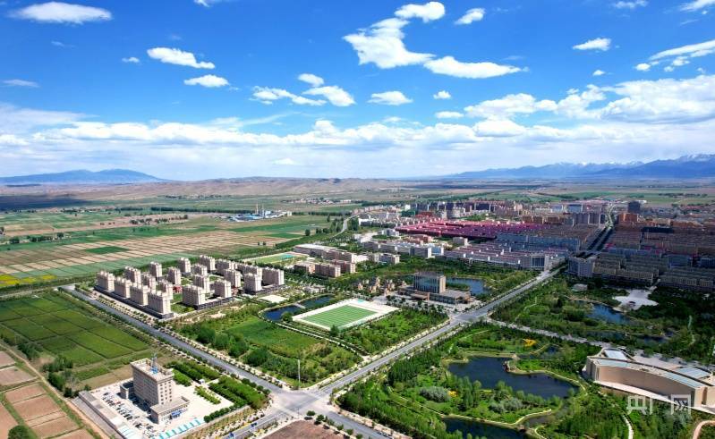 民乐县城处处风光旖旎(央广网发 王国泰 摄)