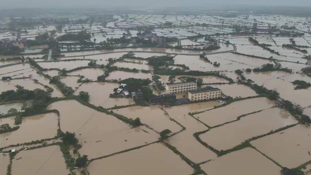 4毫米北海市鐵山港區石頭埠局地特大暴雨廣西沿海及東南部分地區出現