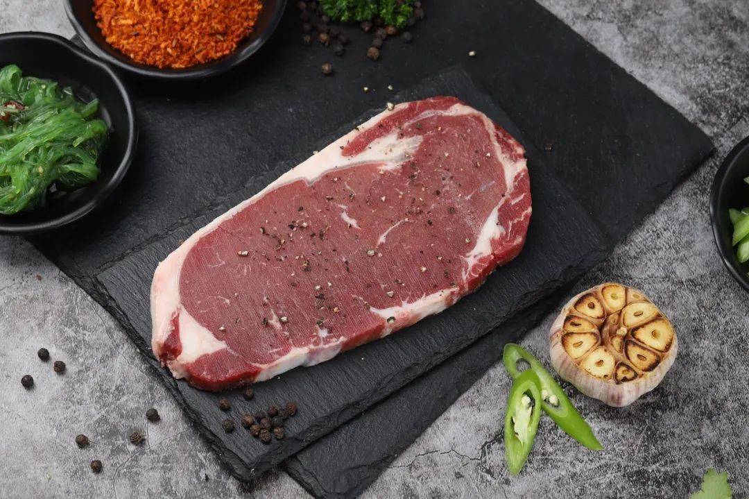 dfd 肉也是既不好看也不好吃,典型颜色是下面这样:dfd肉,图片来源