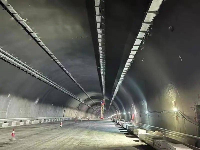 最新|新燕尾山隧道进度条来了