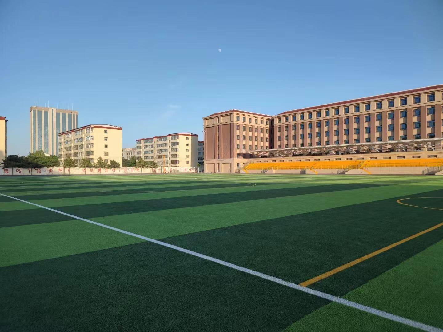 每日一图:朔城区一中,崭新的校园,良好的环境,优秀的学生_柴淑兰