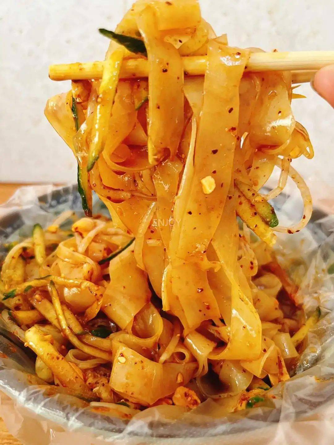 【河南特产-年辉手工凉皮/米皮】 6包才27.8平均4.63/包!