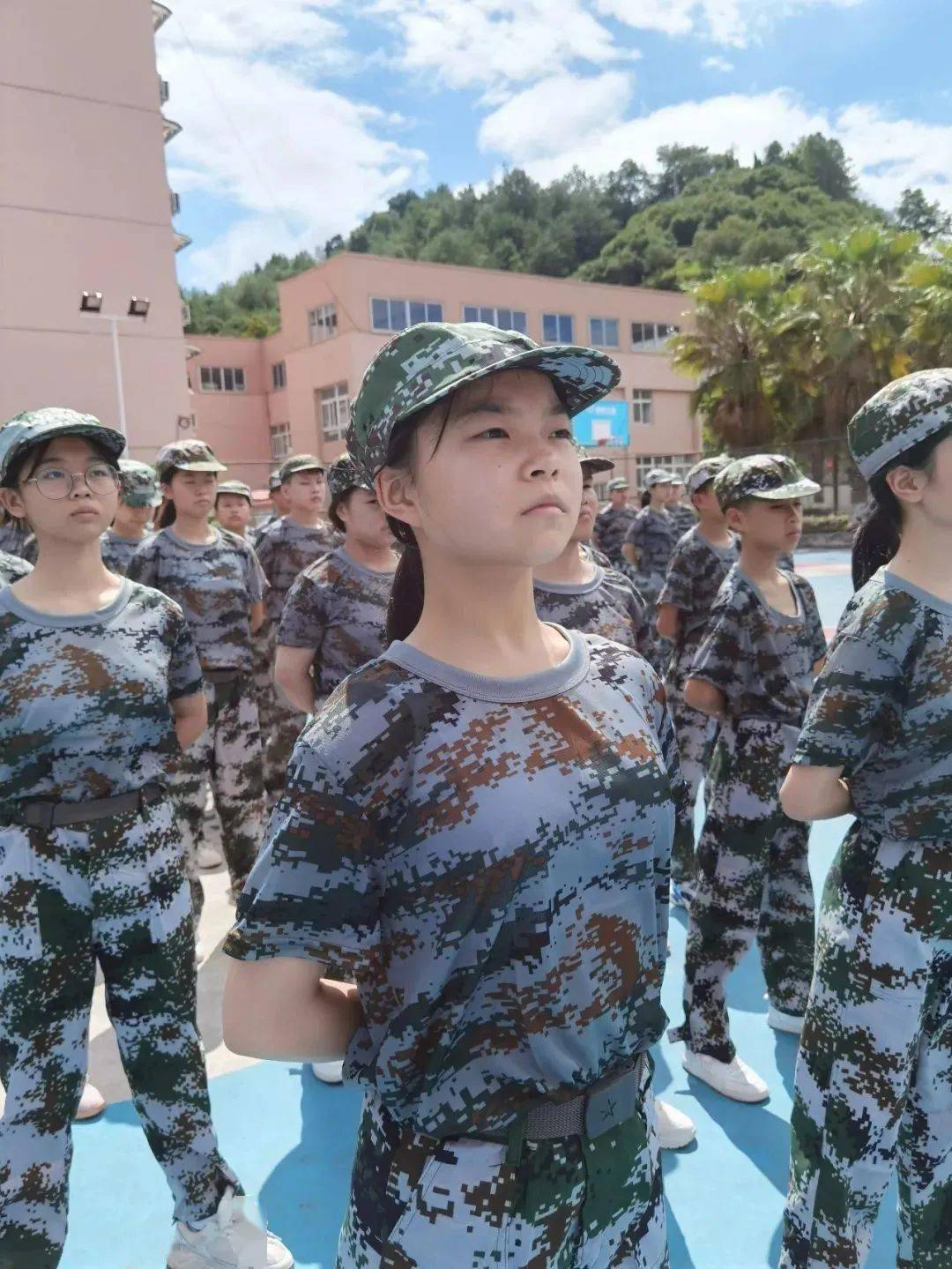 桥头这所学校彻底公开!竟是永嘉一匹黑马._教育_实验_校园