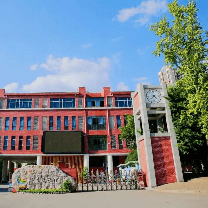 八中龙兴中学,渝北龙兴实验小学,鱼嘴实验校,鲤鱼池小学等多所学校