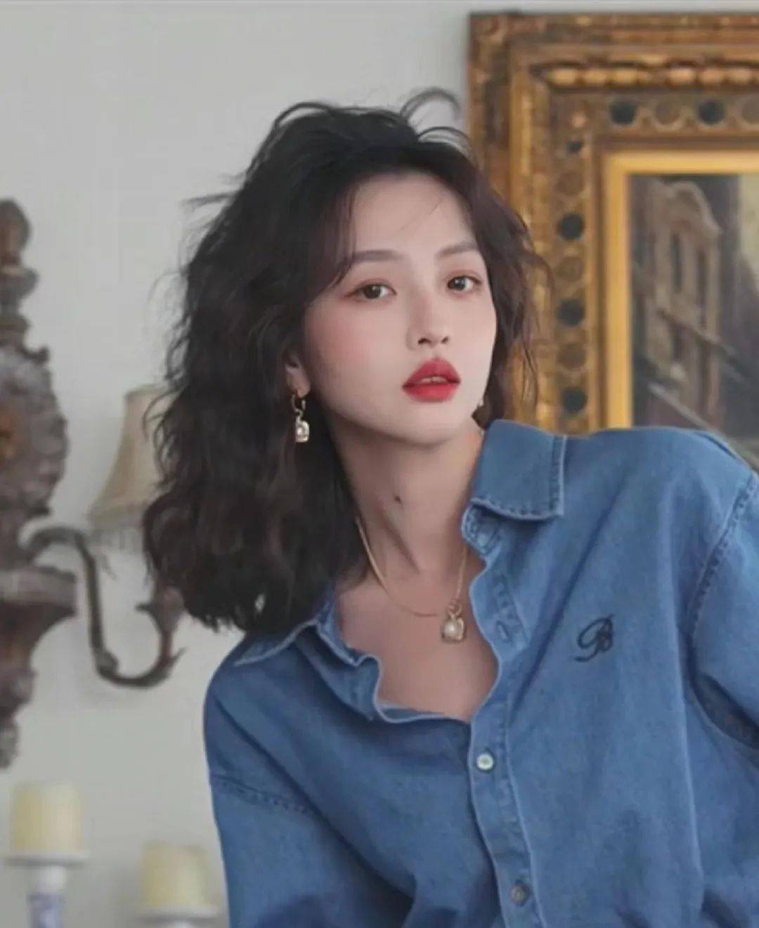 短发柳叶烫pk中长芭比烫,各有各的美,你喜欢哪个?_back_长发_call