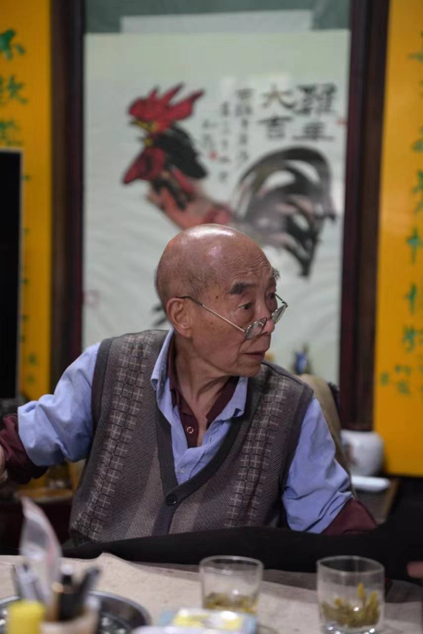 五弟黄永前讲述黄永玉:洗一张照片挂墙上,是我对大哥最大的念想