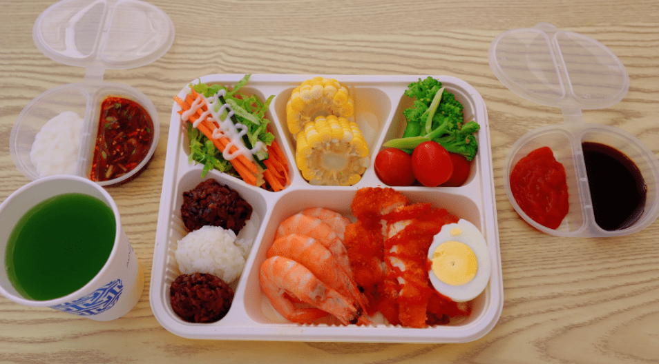 夏天到来丨保山市二院推出"减脂餐"喽!_食堂_营养_菜品