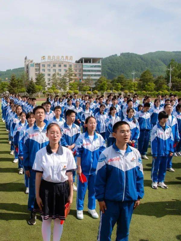 抚松县外国语学校举行2023届六年级 九年级毕业典礼_毕业生_祝福_母校