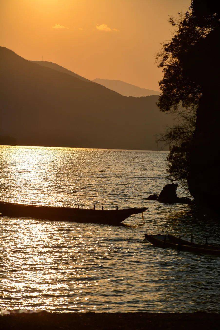 看一看女神湾浪漫至极的晚霞_路线_成都_规划