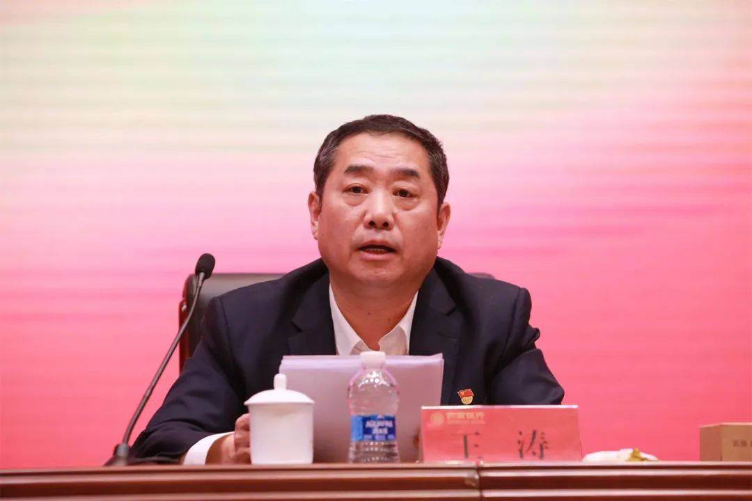 高管年轻化趋势明显