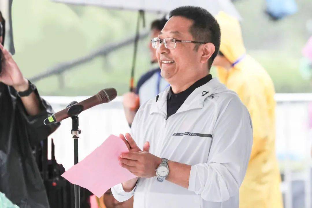 兴业银行上海分行党委书记,行长夏维淳,新民晚报社党委书记,社长刘可