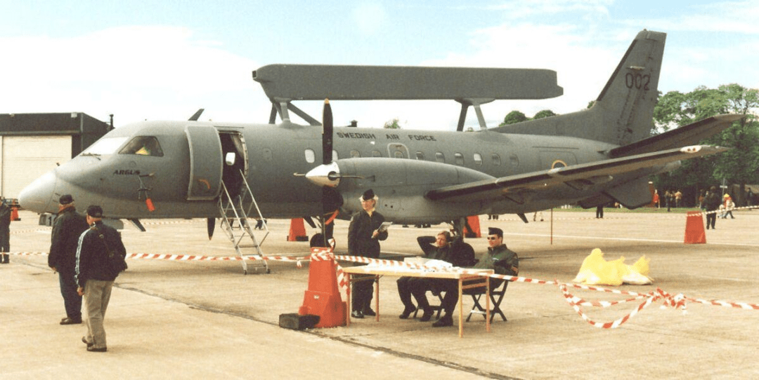 一款老机型,萨博的初代预警机