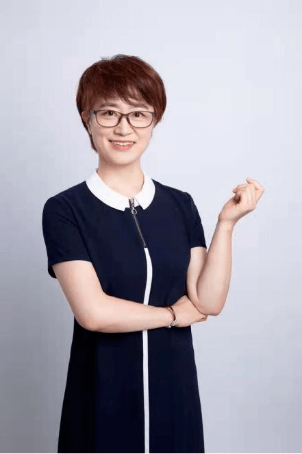 副研究员李婧娟中国教育学会家庭教育专业委员会常务理事王翔宇山