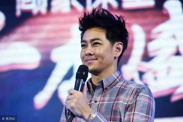 林志颖现身贵阳商演,面露"凶相",网友:胡子拉碴显老_状态_黑色_视频