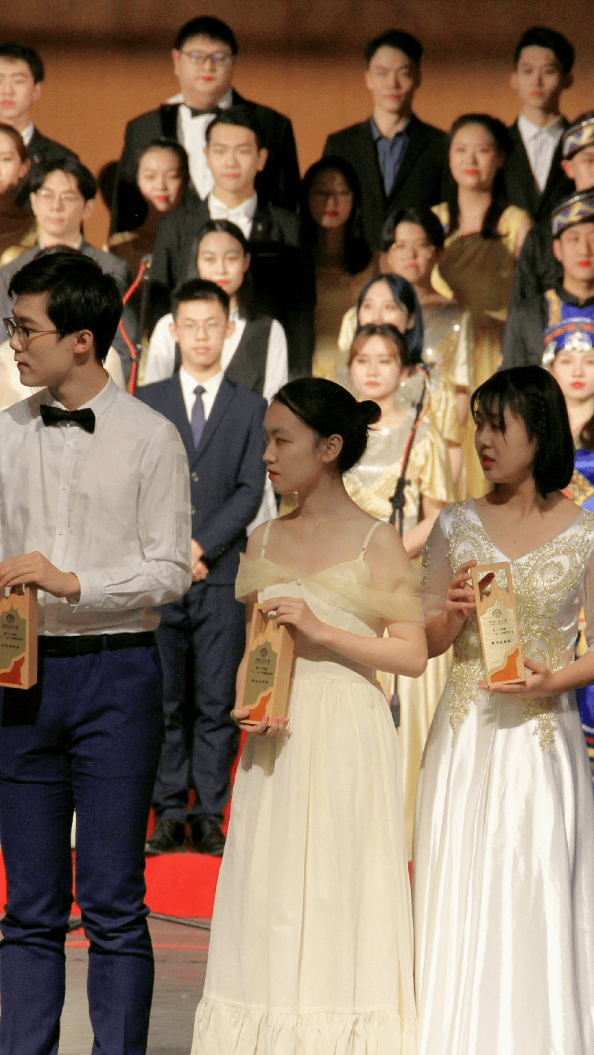 匹马卓上丨滑天艺:向内而生,闻道从容_生活_历史_党史