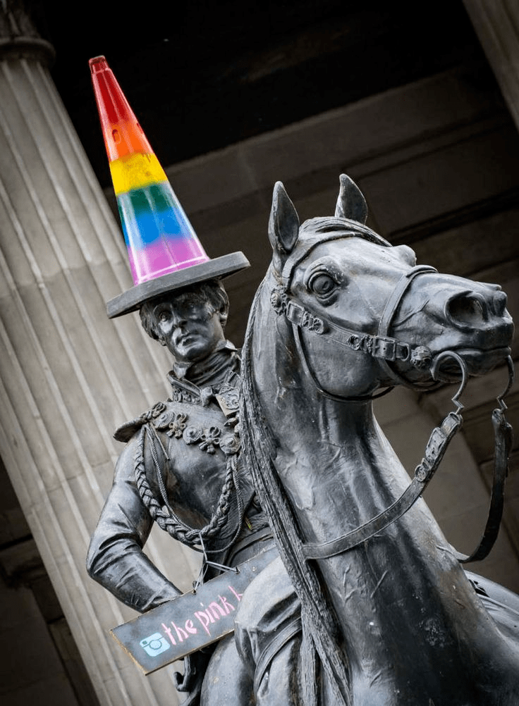 格拉斯哥的地标,竟然是这个戴交通锥的惠灵顿公爵雕像?