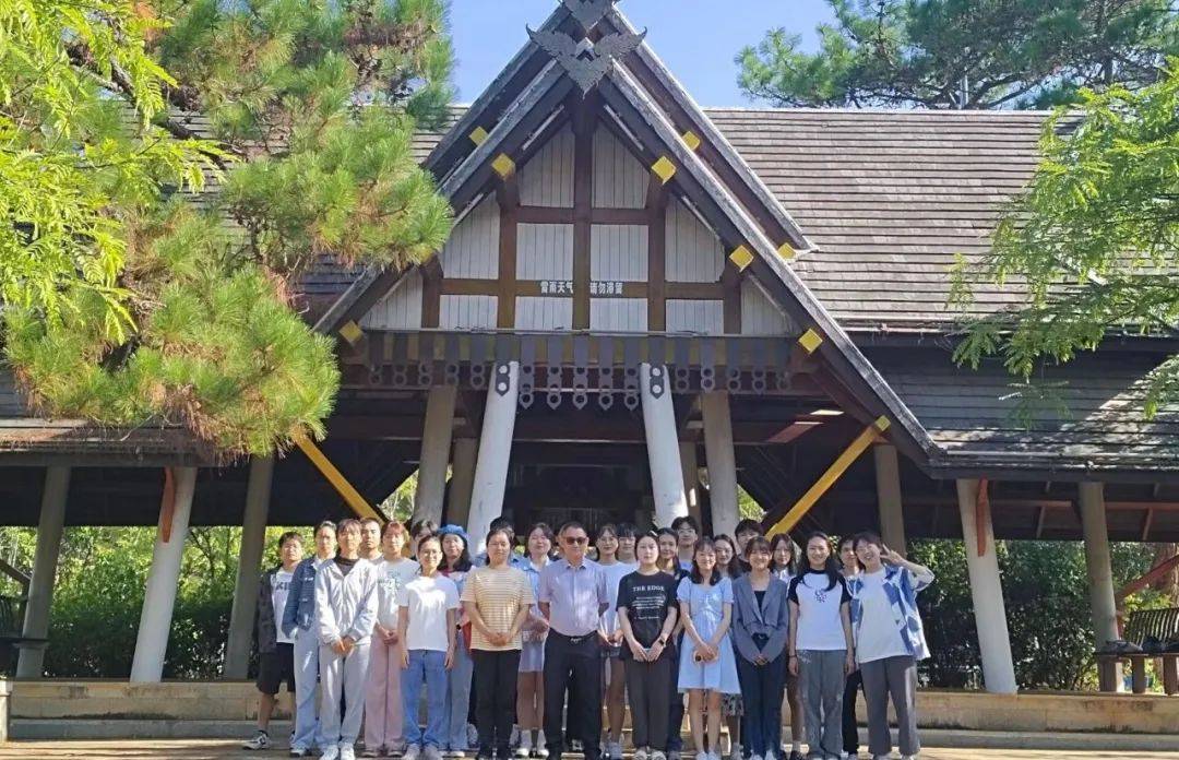 茶叶咖啡学院2019级园林班,今天就让我们走进普洱学院这样的"学霸班级