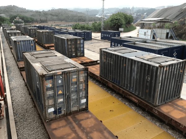 首次实现特种干散货集装箱列车运输_越南_铁路_跨境