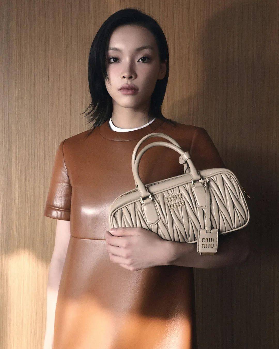 miu miu 品牌大使 lexie 刘柏辛经典wander及新生 arcadie 系列一众