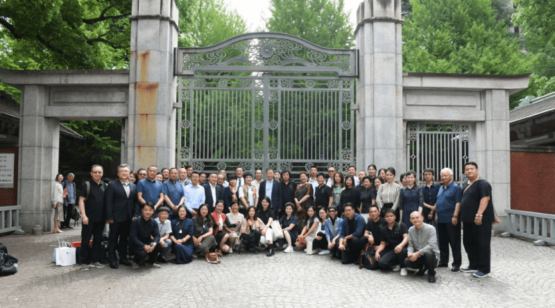 日方学者为早稻田大学文学部教授渡邉义浩,爱媛大学名誉教授藤田示妹