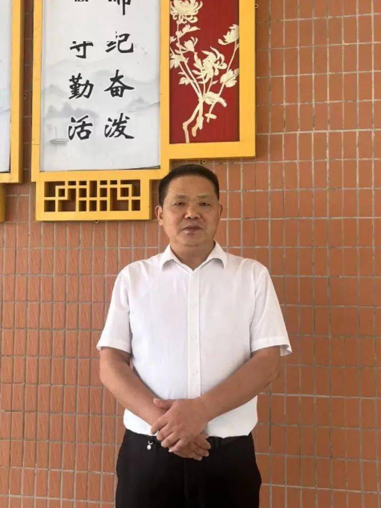 汕頭市碧華實驗學校高復班教師風采_汕頭復讀學校_碧華實驗學校高復班名師介紹